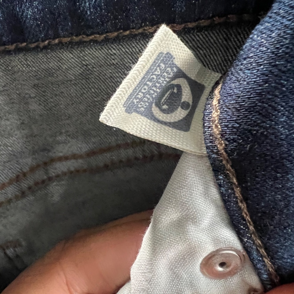 Universal Thread Jean Shorts - Picture 4 of 6